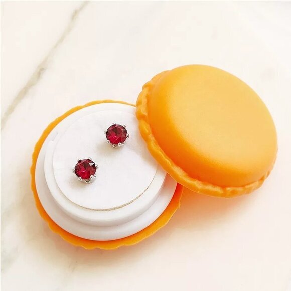 🎊 Classic Design Red Birthstone Solitaire Stud Earrings, MLNN1276 - Picture 3 of 3